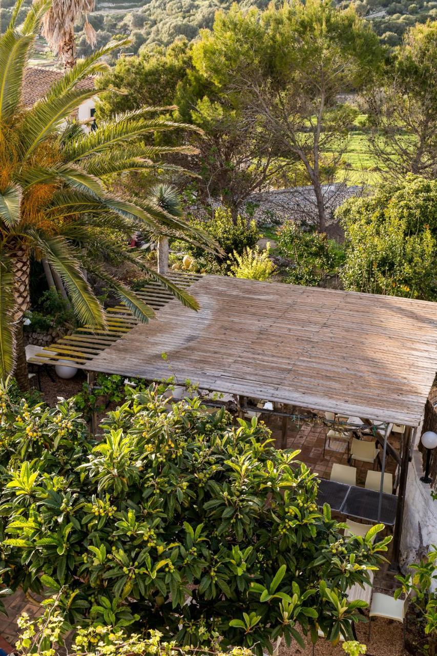 Hostal S'Engolidor Santo Tomás Extérieur photo